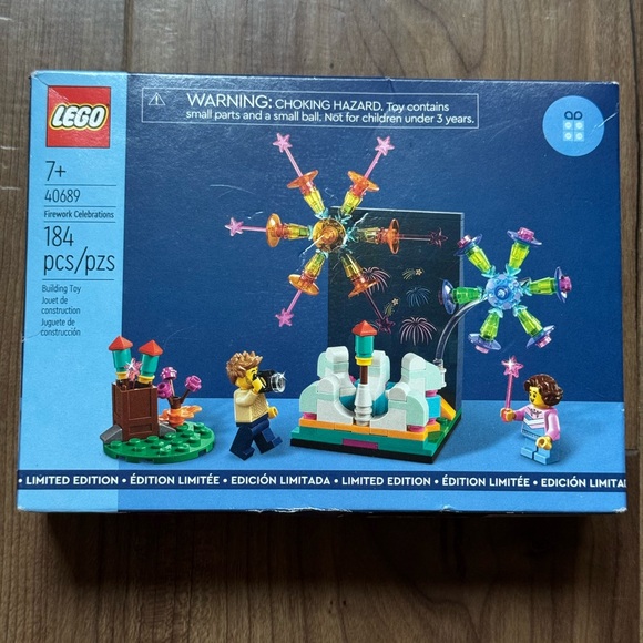 Lego Promotional Exclusive - Firework Celebrations set (40689) new in box - Picture 2 of 3